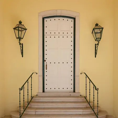Royal Hideaway 2br Pool Retreat Apartamento *