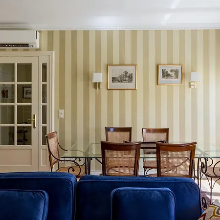 Apartamento Royal Hideaway 2br Pool Retreat Estoril