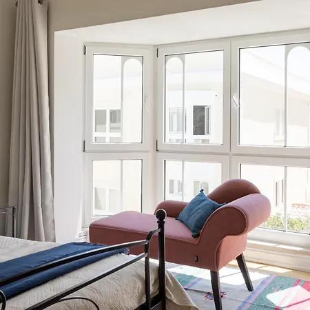 Royal Hideaway 2br Pool Retreat *