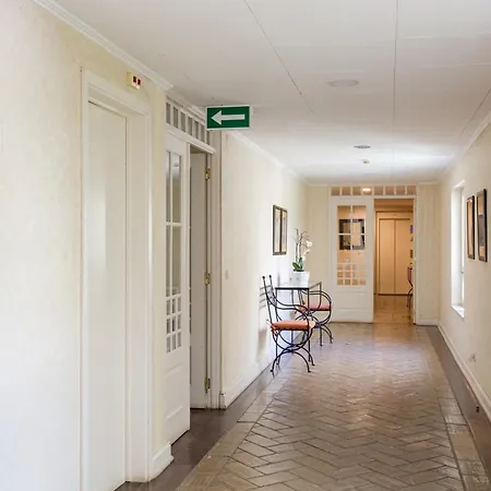 Royal Hideaway 2br Pool Retreat * Estoril